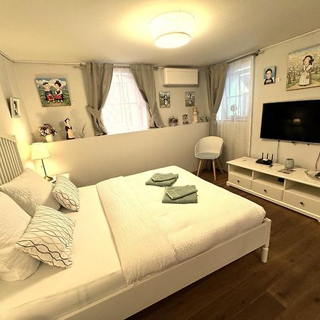 La Lombardie - Charme Et Tranquillite ซิยง ภายนอก รูปภาพ