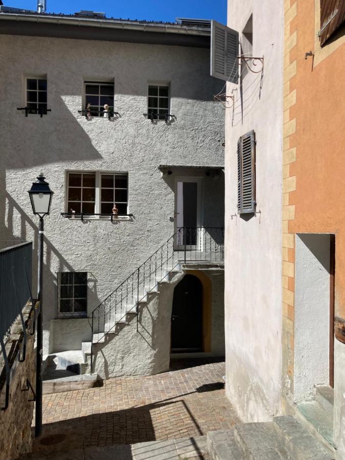 La Lombardie - Charme Et Tranquillite ซิยง ภายนอก รูปภาพ