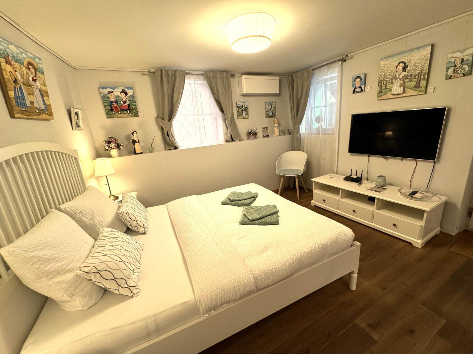 La Lombardie - Charme Et Tranquillite ซิยง ภายนอก รูปภาพ